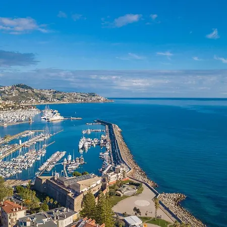 Borgo Few Min From Sea